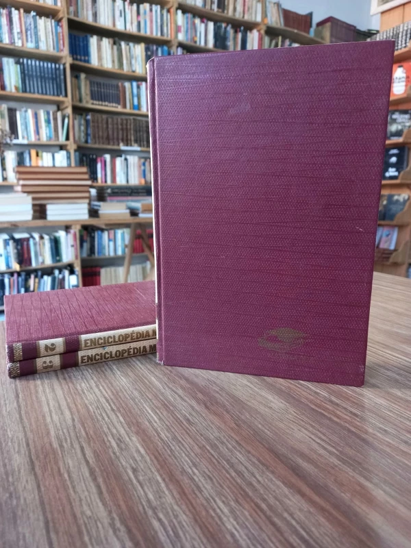 Enciclopédia Modular: Matemática 3 Volumes, de Walter D Palumbo
